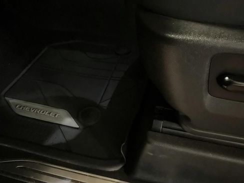 Used 2019 Chevrolet Silverado 1500 LT w/ All-Star Edition image 17