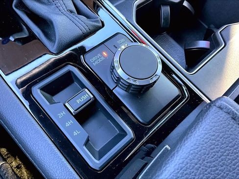 Used 2025 Toyota Tundra Limited w/ Nightshade Package image 33