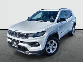 Used 2023 Jeep Compass Latitude video 1