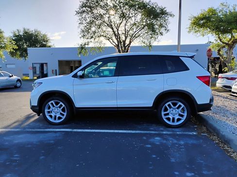 Used 2024 Honda Passport EX-L image 5