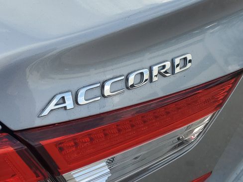 Used 2020 Honda Accord EX-L image 12