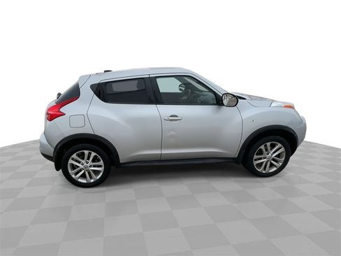 Used 2014 Nissan Juke SV w/ Navigation Package image 9