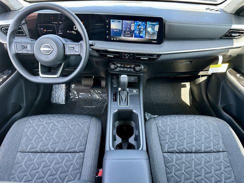 New 2026 Nissan Kicks SV w/ Cold Weather Package image 11