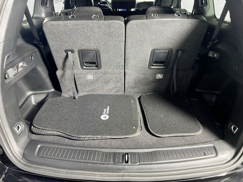 Used 2023 Jeep Grand Cherokee L Laredo image 26