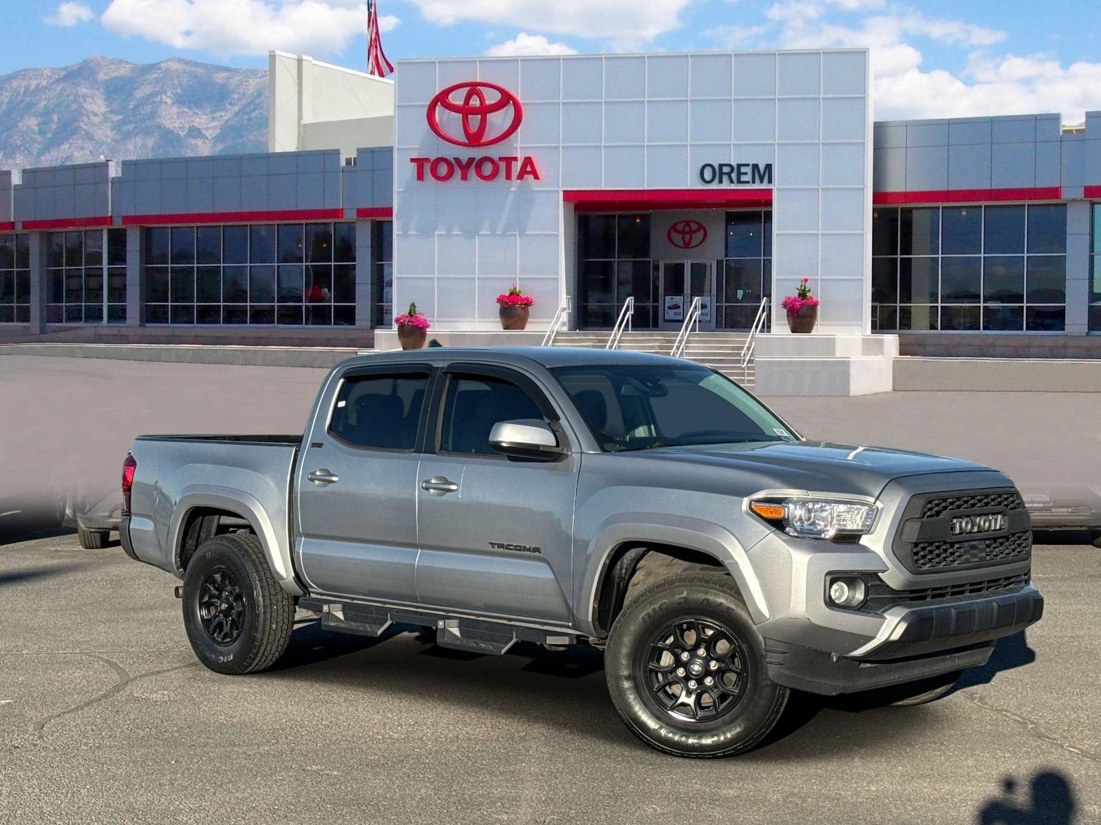 Used 2019 Toyota Tacoma SR5 RWD image 1
