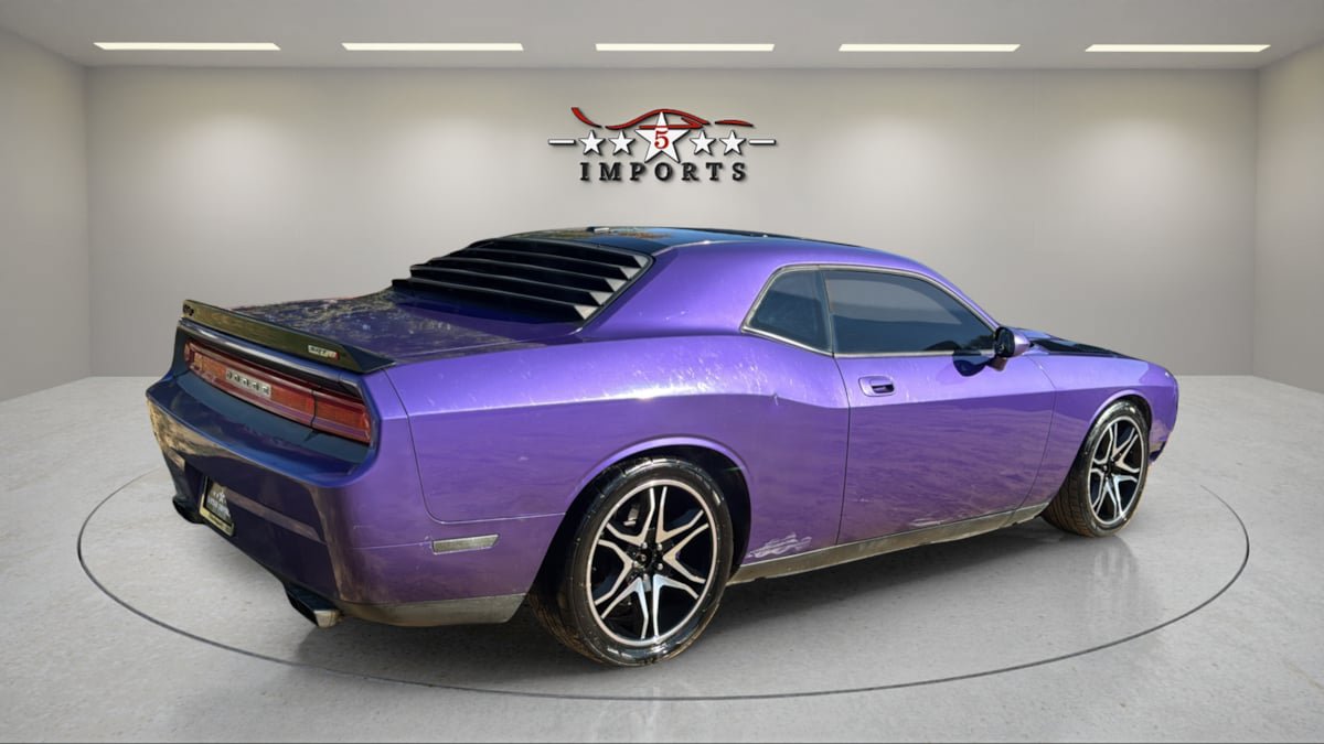 Used 2010 Dodge Challenger SRT8 w/ SRT Option Group II RWD image 5