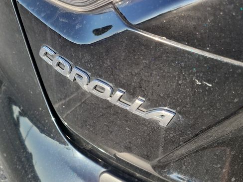 Used 2023 Toyota Corolla LE AWD/4WD image 11