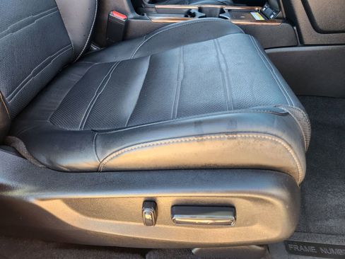 Used 2022 Honda CR-V Touring image 28