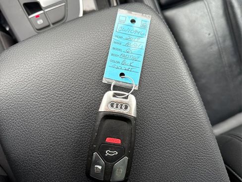 Used 2019 Audi Q5 Prestige w/ Prestige Package image 40