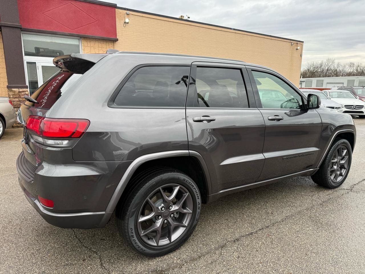 Used 2021 Jeep Grand Cherokee Limited w/ Quick Order Package 28K 80th AWD/4WD image 6