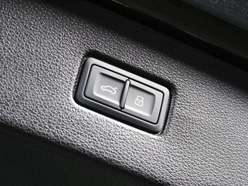 New 2026 Audi SQ7 Premium Plus image 30