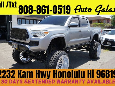 Used 2016 Toyota Tacoma SR AWD/4WD image 1