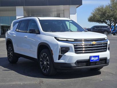 Certified 2026 Chevrolet Traverse LT w/ Sun and Wheel Package