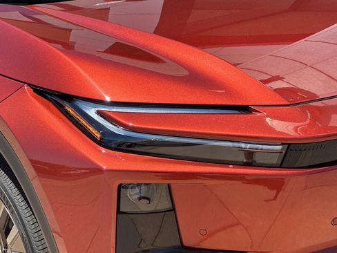 New 2026 Toyota C-HR AWD/4WD image 31
