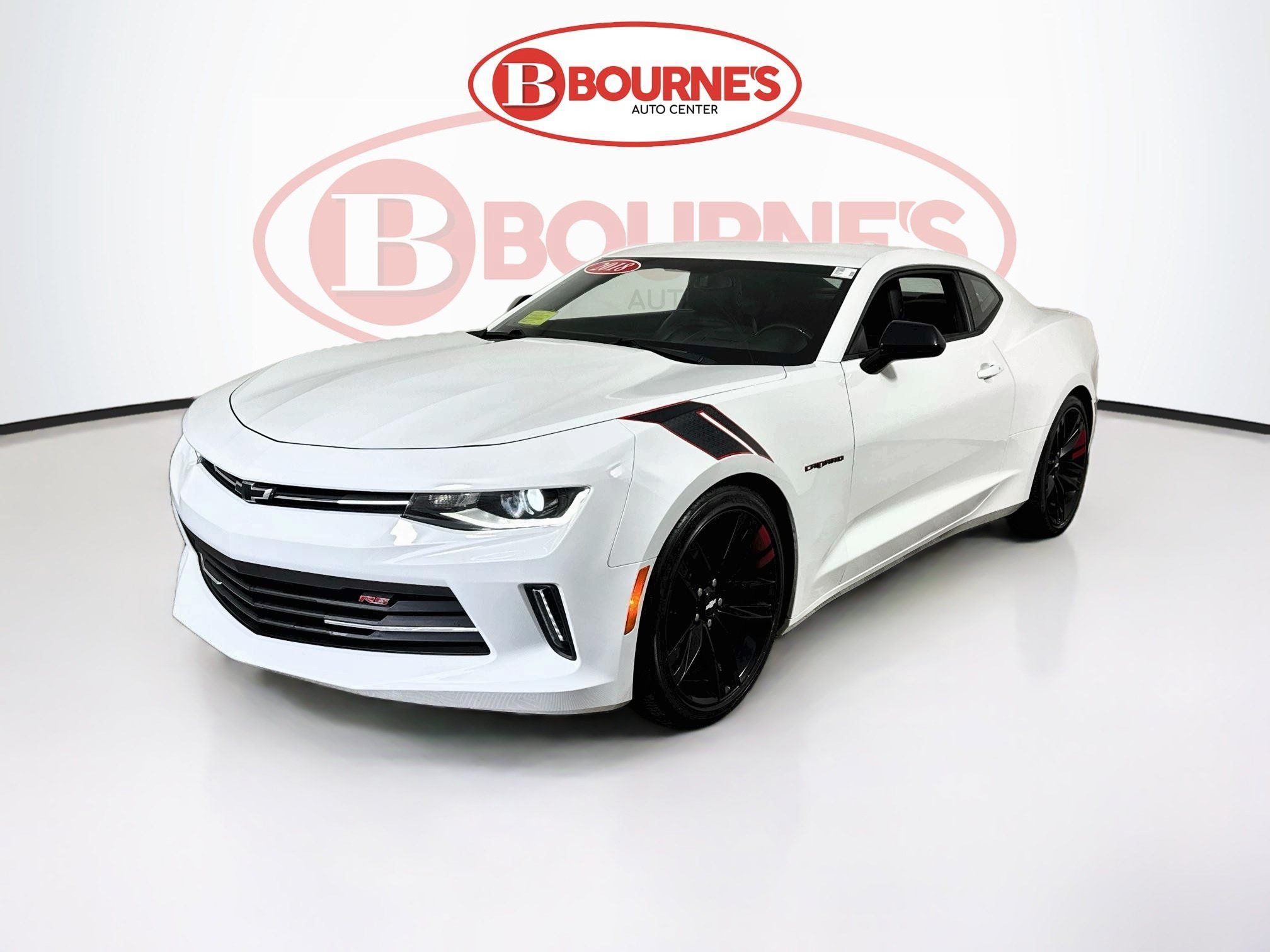 Used 2018 Chevrolet Camaro LT RWD image 8