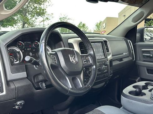 Used 2019 RAM 1500 Big Horn AWD/4WD image 23