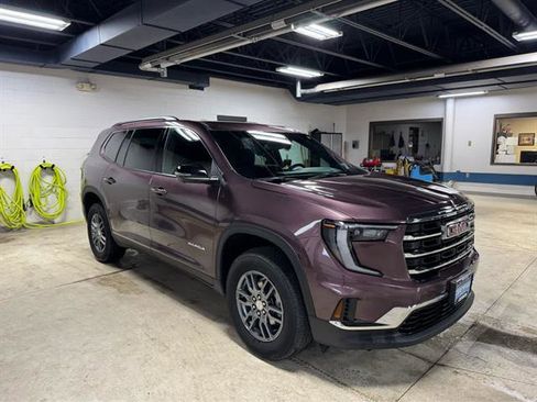 Used 2025 GMC Acadia Elevation AWD/4WD image 3