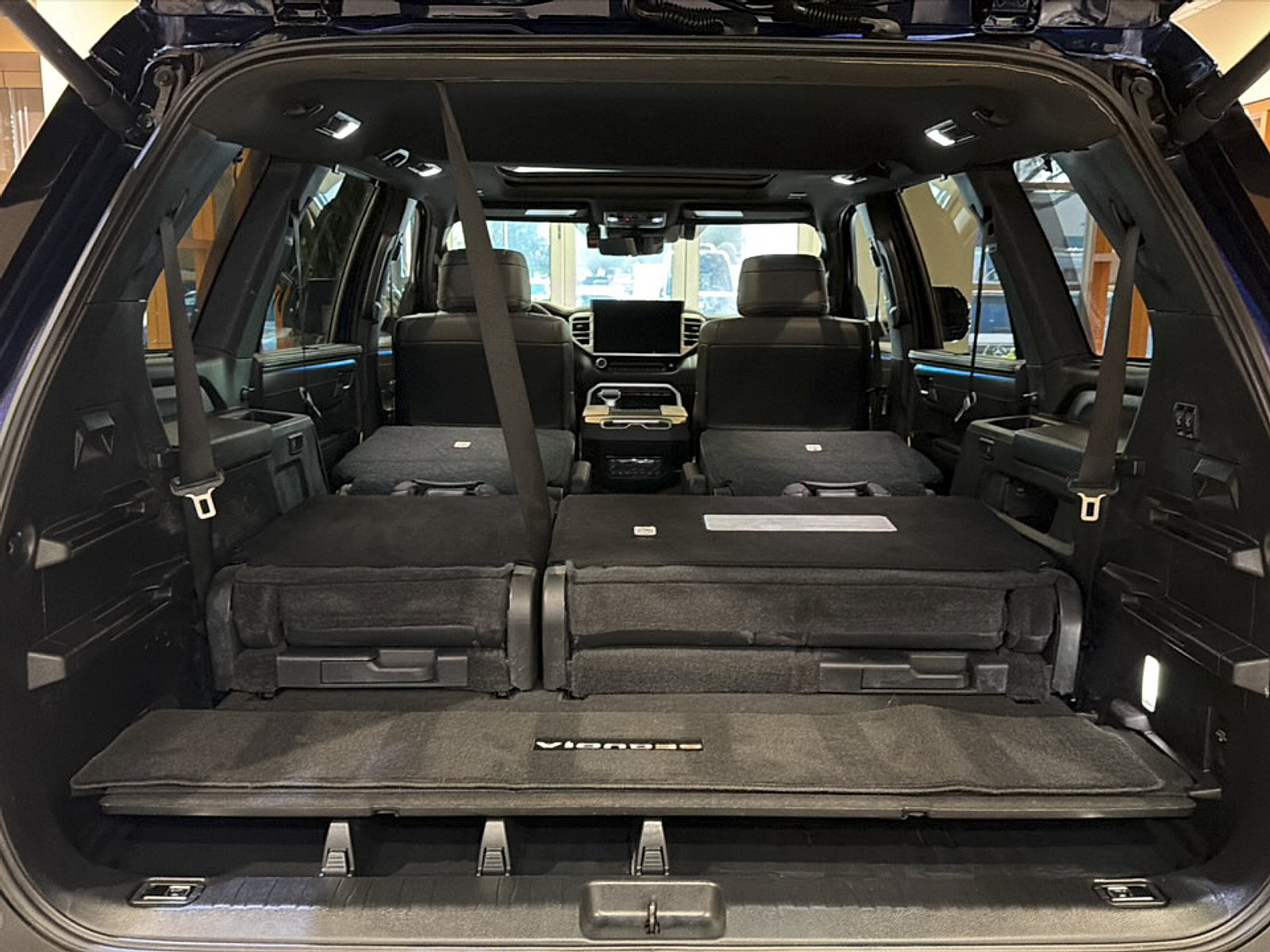 Used 2023 Toyota Sequoia Platinum AWD/4WD image 23