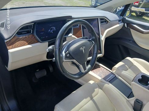 Used 2018 Tesla Model X 100D AWD/4WD image 7