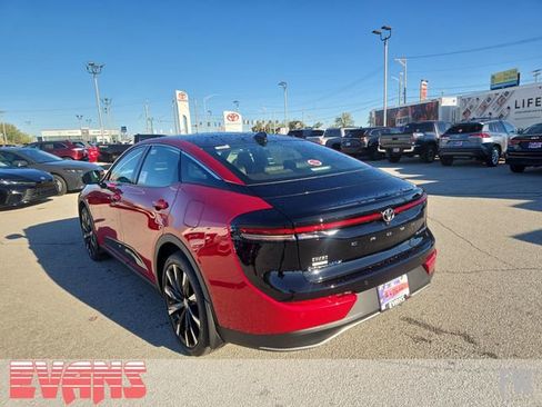 New 2026 Toyota Crown Platinum image 28