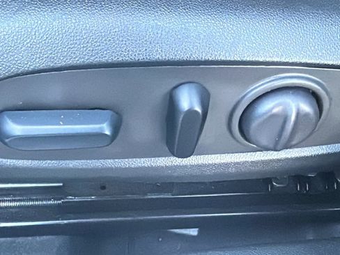 Used 2023 Chevrolet Malibu LT image 29