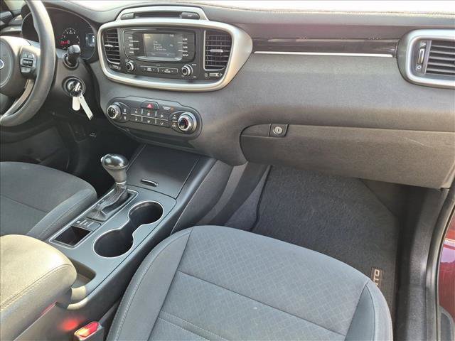 Used 2017 Kia Sorento AWD image 18