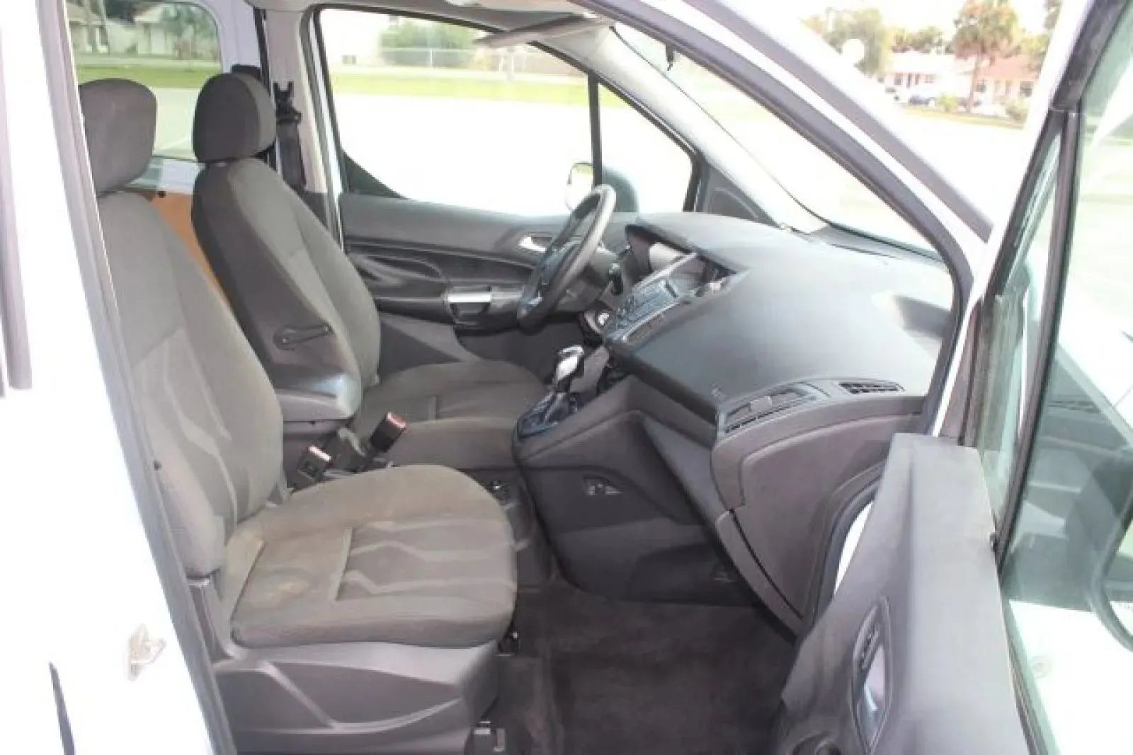 Used 2014 Ford Transit Connect XLT FWD image 21