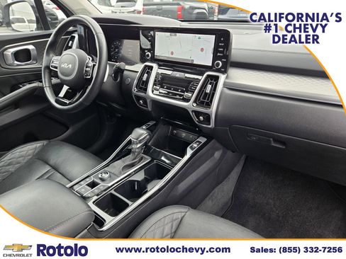 Used 2022 Kia Sorento SX image 8