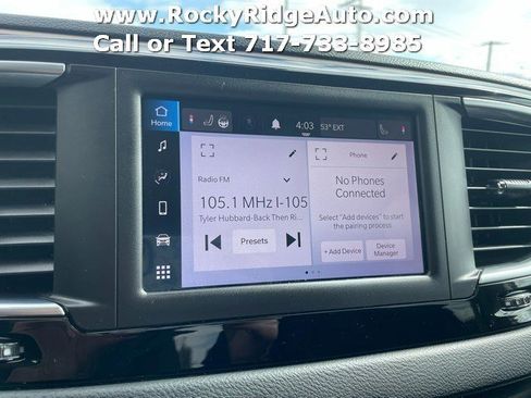 Used 2023 Chrysler Voyager LX image 24