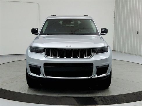 Used 2022 Jeep Grand Cherokee L Limited image 2