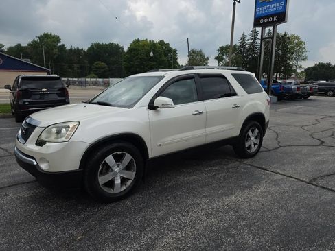 Used 2010 GMC Acadia SLT FWD image 3