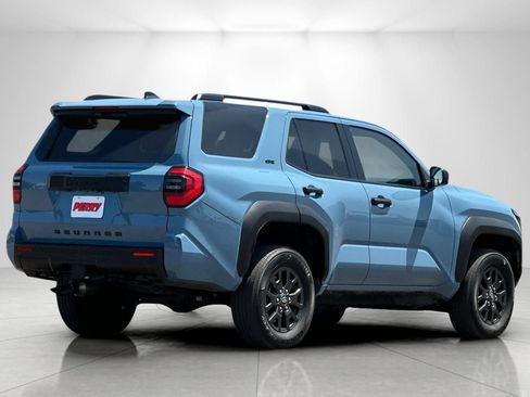 Used 2025 Toyota 4Runner SR5 RWD image 3