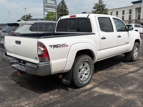 Used 2013 Toyota Tacoma 4x4 Double Cab w/ TRD Off-Road Pkg image 5