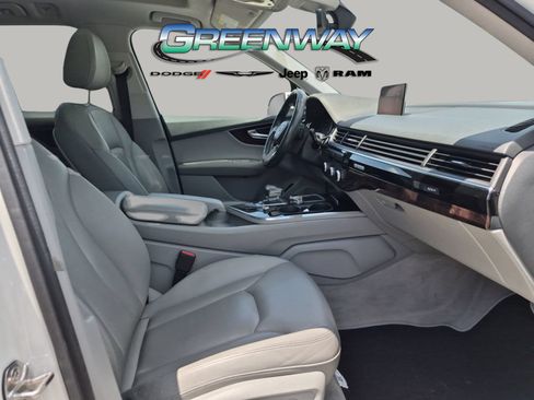 Used 2018 Audi Q7 3.0T Premium Plus AWD/4WD image 8