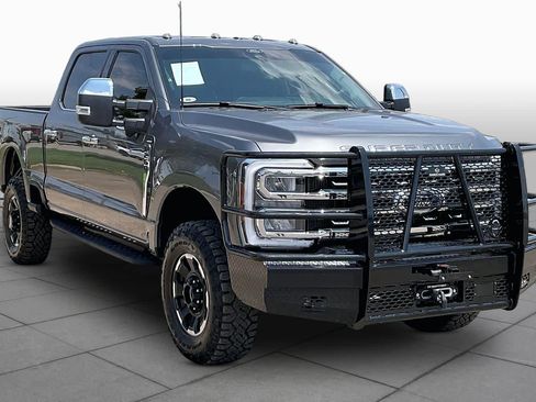 Used 2025 Ford F250 Lariat w/ Tremor Off-Road Package AWD/4WD image 3