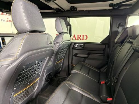 Used 2024 Ford Bronco Badlands AWD/4WD image 14