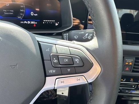 Certified 2025 Volkswagen Jetta S image 17