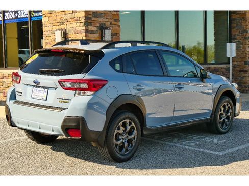 Used 2022 Subaru Crosstrek 2.5i Sport w/ Moonroof Package AWD/4WD image 3