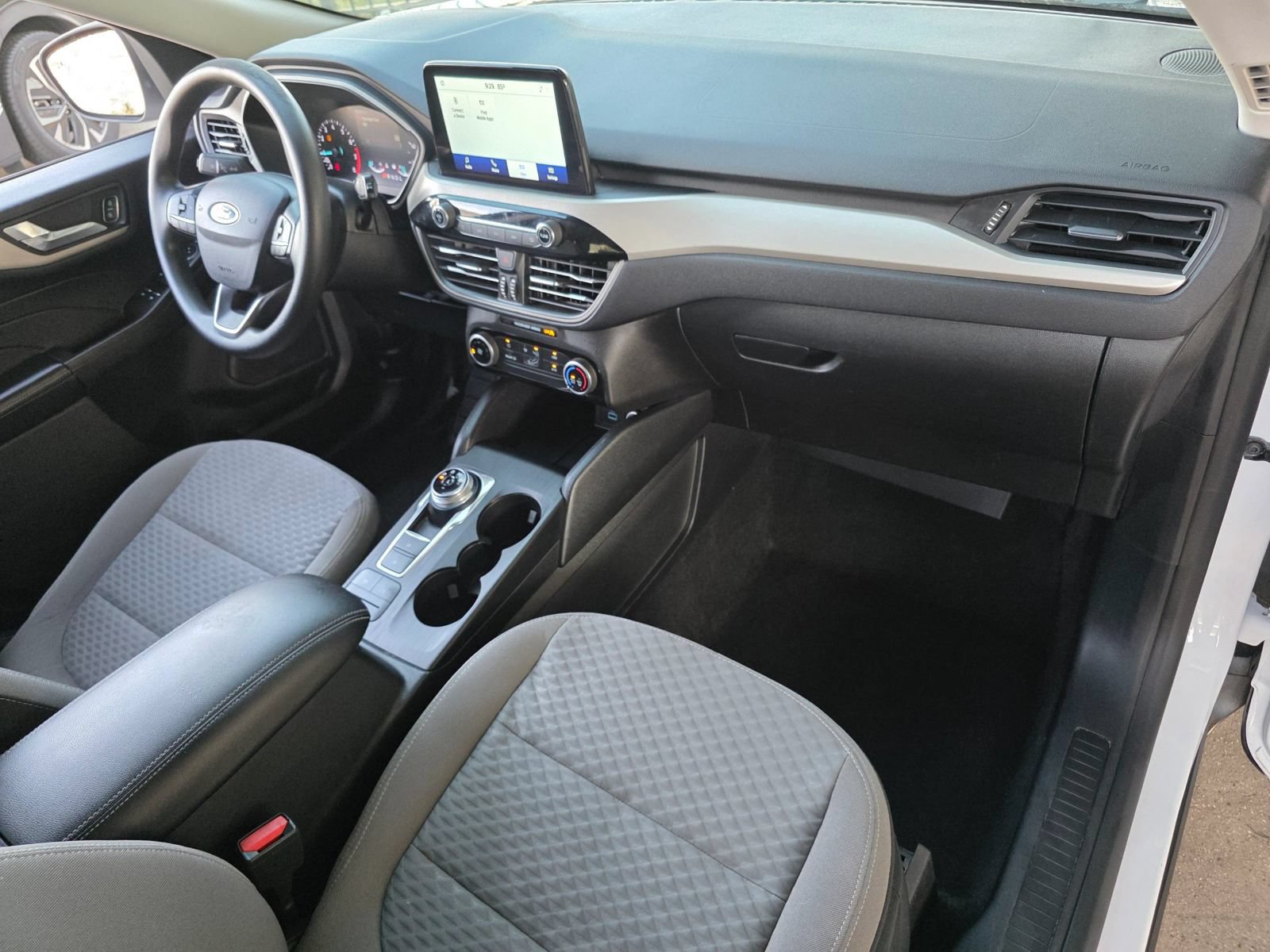 Used 2021 Ford Escape SE FWD image 29