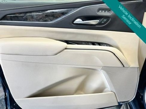 Used 2024 Cadillac Escalade Premium Luxury w/ LPO, Floor Liner Package AWD/4WD image 28
