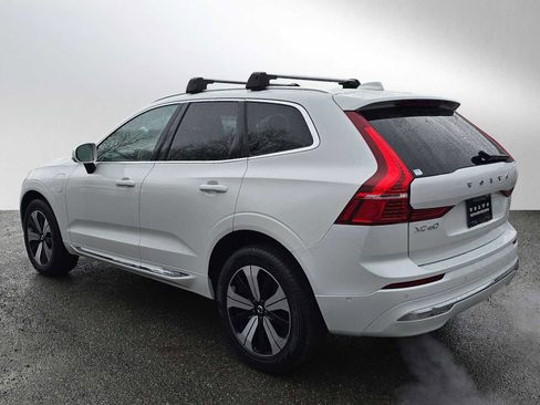 Certified 2023 Volvo XC60 T8 Plus w/ Climate Package image 5