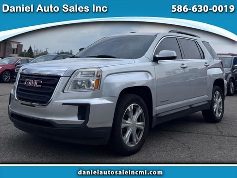Used 2017 GMC Terrain SLE w/ Convenience Package FWD image 1
