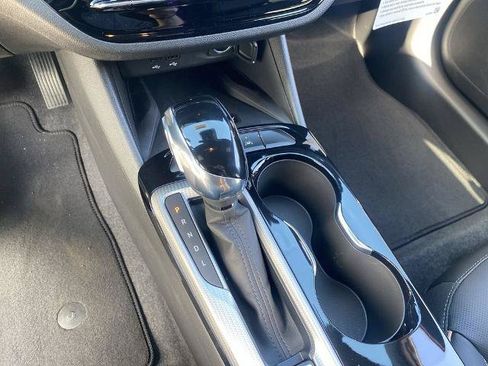 Used 2024 Buick Envista Avenir FWD image 7