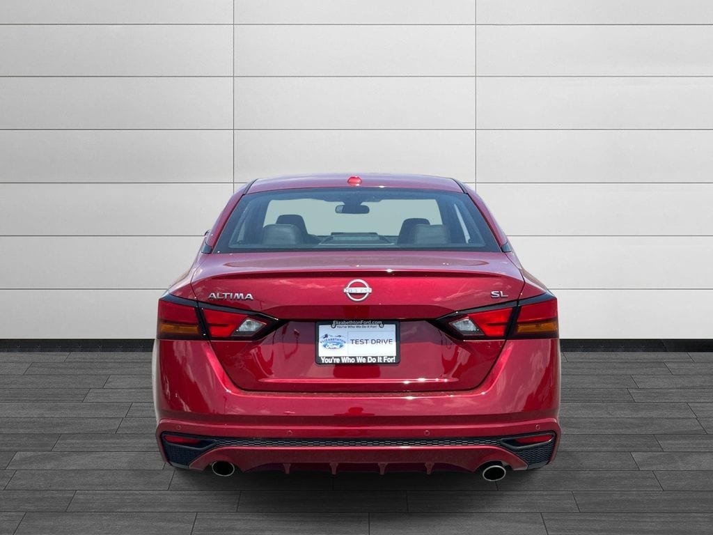 Used 2024 Nissan Altima 2.5 SL FWD image 4