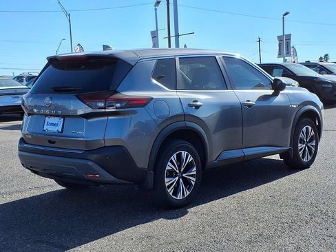 Used 2023 Nissan Rogue SV AWD/4WD image 8