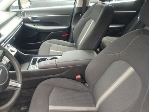 Used 2025 Hyundai Sonata SEL FWD image 12