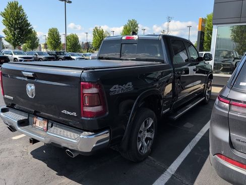 Used 2019 RAM 1500 Laramie w/ Off Road Group AWD/4WD image 5