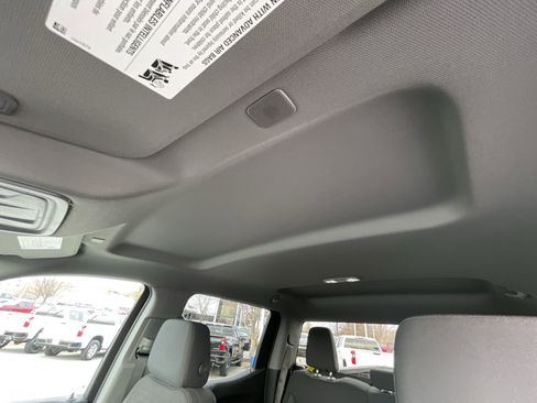 New 2025 Chevrolet Silverado 1500 Custom image 19