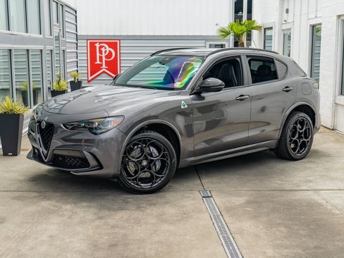 Used 2024 Alfa Romeo Stelvio Quadrifoglio w/ Active Assist Plus Package AWD/4WD image 2