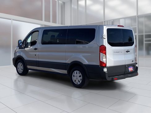 Used 2017 Ford Transit 150 XLT image 4